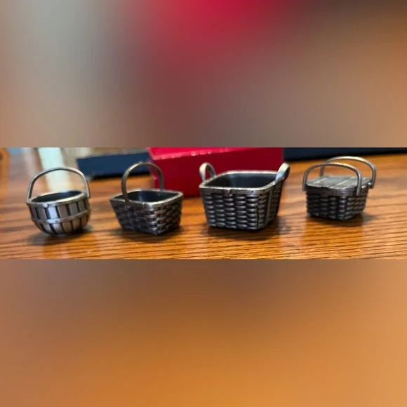 Lot of 4 Peterboro Basket Co. miniature pewter baskets. - Picture 2 of 5